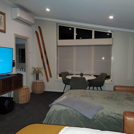 Lakeside Studio Jindabyne Exterior photo
